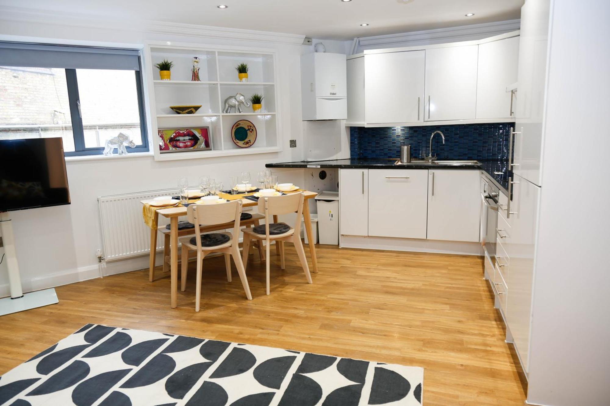 New Luxury Apartments In Central Location Next To Shops, Cafes, Bars & Metro London Exterior foto