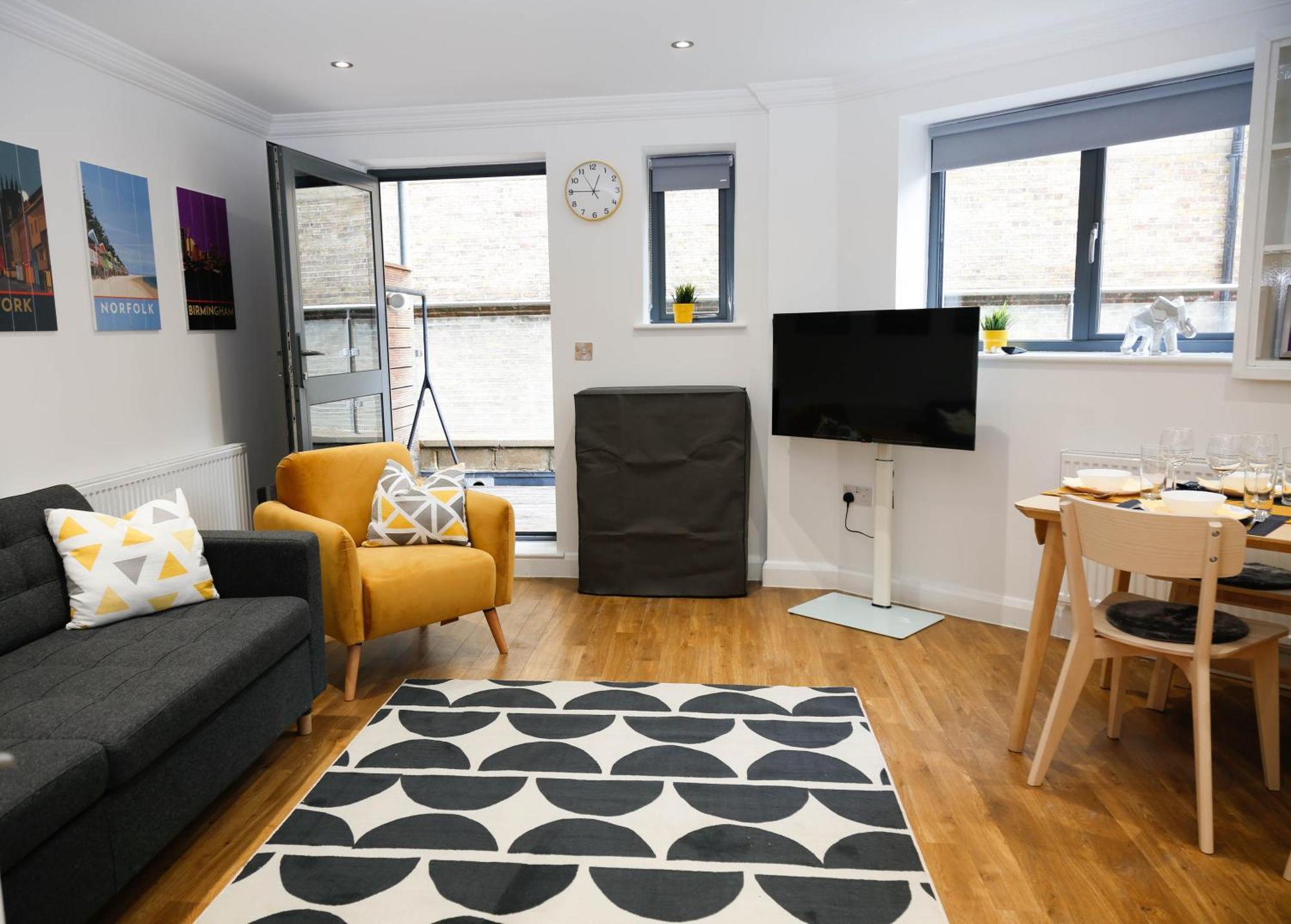 New Luxury Apartments In Central Location Next To Shops, Cafes, Bars & Metro London Exterior foto