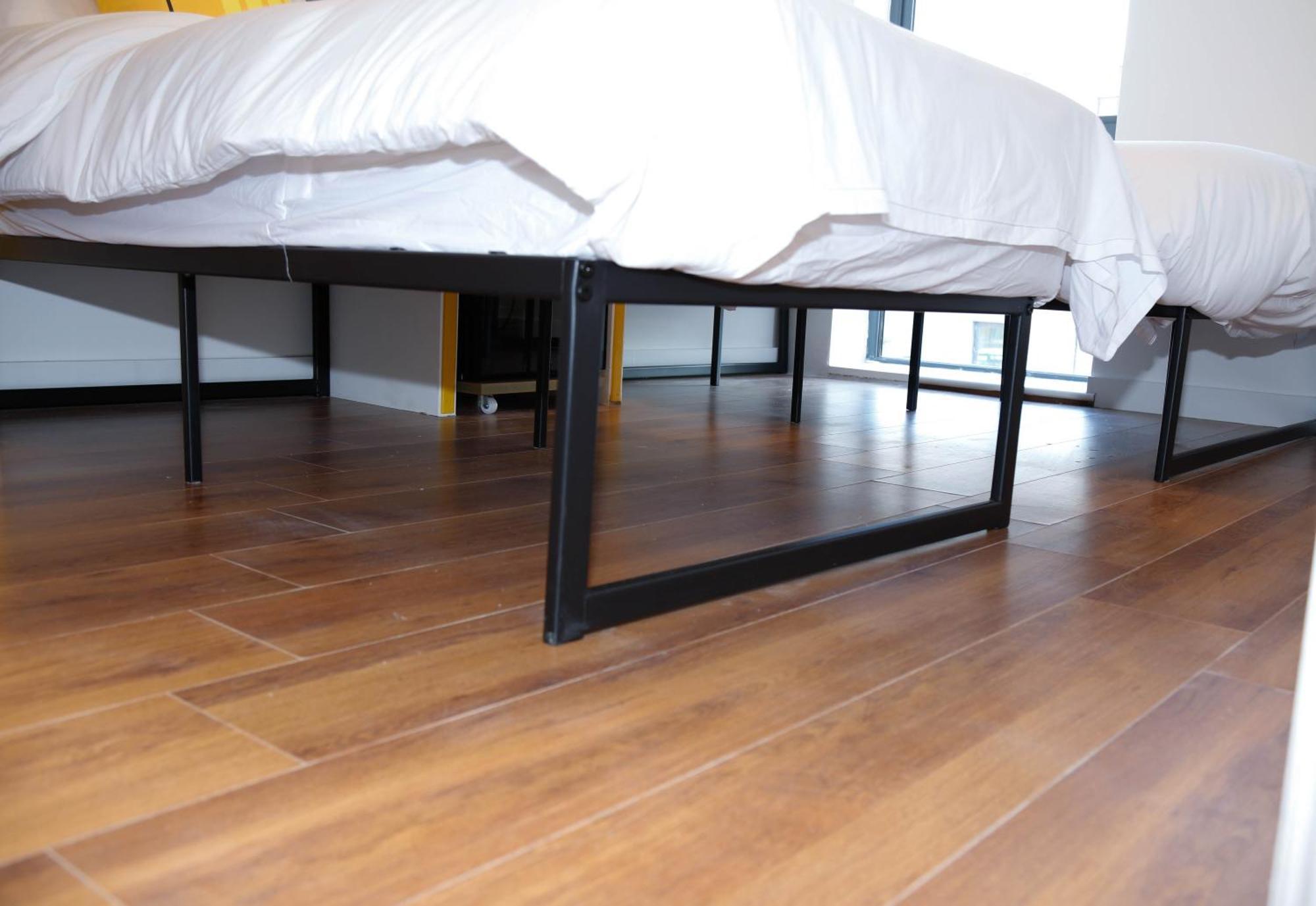 New Luxury Apartments In Central Location Next To Shops, Cafes, Bars & Metro London Exterior foto